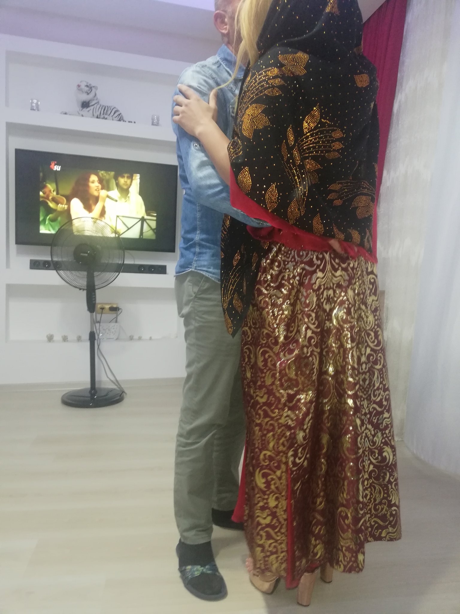 Marmaris Travesti Bihter on X: Marmarisli bihter Urfaya düğüne giderken  aşiret çocuğu tarafından zorla ilişkiye zorlanıyor. Rt favori yorum yapın  video geliyor. marmaristravesti t.coGIUBjlzoTP  X