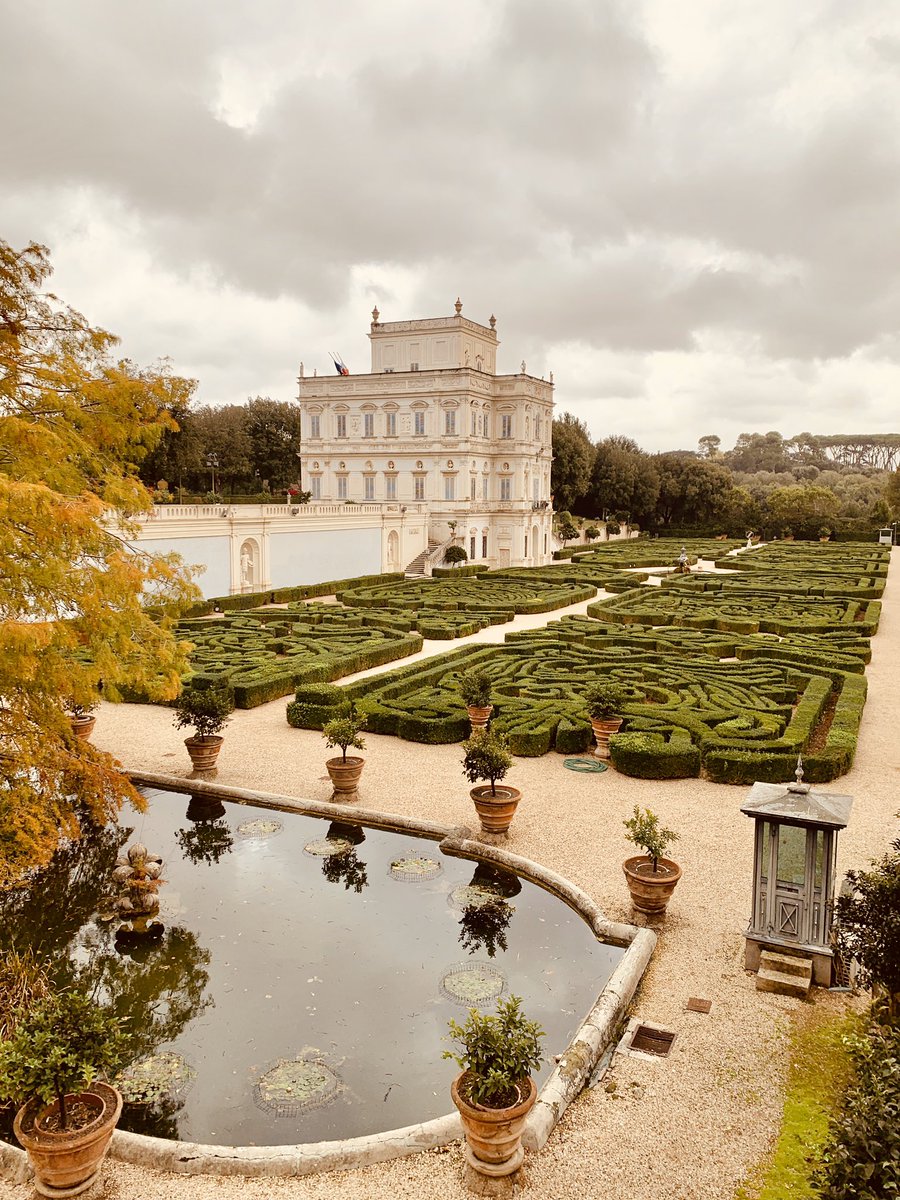 pagropagro's tweet photo. #fallinRome #fallinlove @TrastevereRM https://t.co/LQm5kuQ856