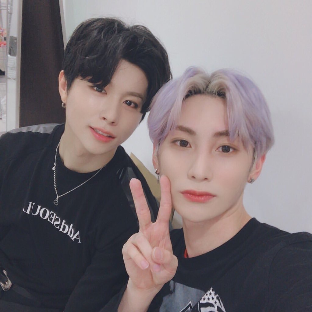 Just_2u's tweet photo. #IN2IT #ISAAC #ChineseHashtag
You guys miss us so soon~Then Uguys can't sleep too early(teacherVoo gives permission to sleep late only these few days)
#YouGuysAlreadyKnowTheAnswer
#YesIt's beingConquered by me(rhyme)
#TooEasyRight #I'llShowUaMagic trick #Finish #NowILoveUevenMore https://t.co/x0SQepKjPc