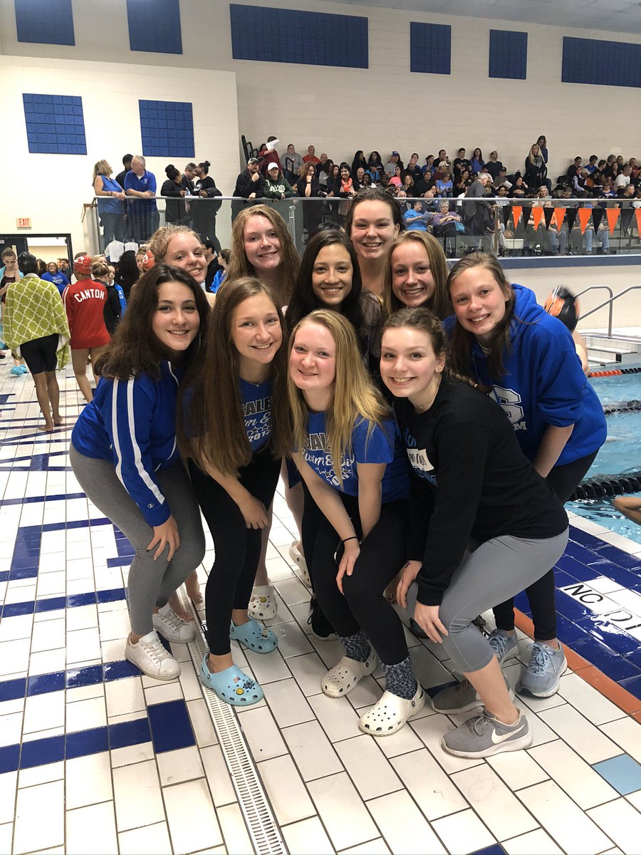 SalemGirlsSnD's tweet photo. Our JV gurls had an amazing meet last night at Northville High School!! Congrats to a great end to their season :) https://t.co/otu2hvhqE6