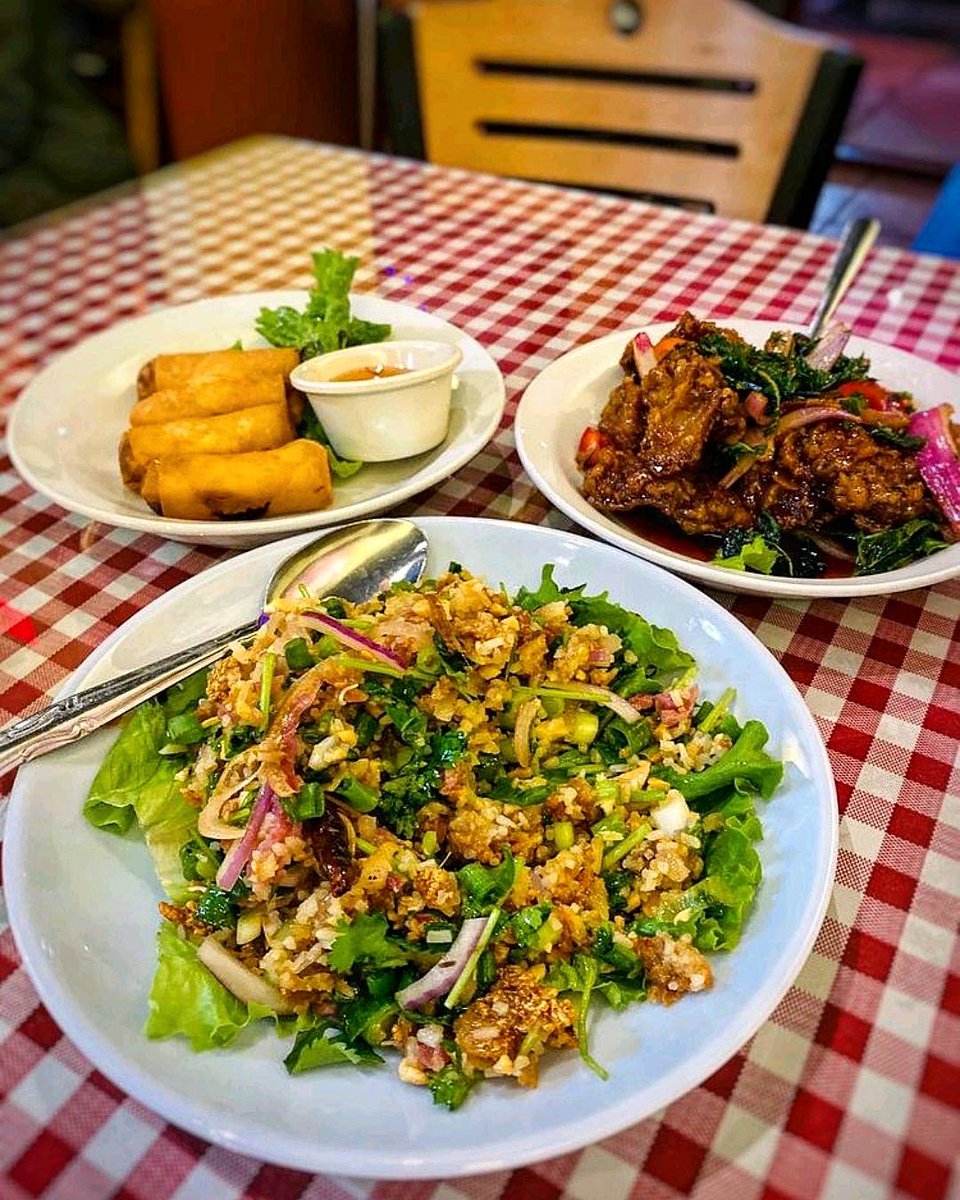 PadaekDC's tweet photo. A delicious trio to kickoff Sunday lunch 🙌😍 Crispy Rice Salad, Spring Rolls, &amp; Spicy Crispy Basil Duck 🔥🔥🔥 #LaoFood #ThaiFood 

📸: Don C. https://t.co/JPRDFhUejY