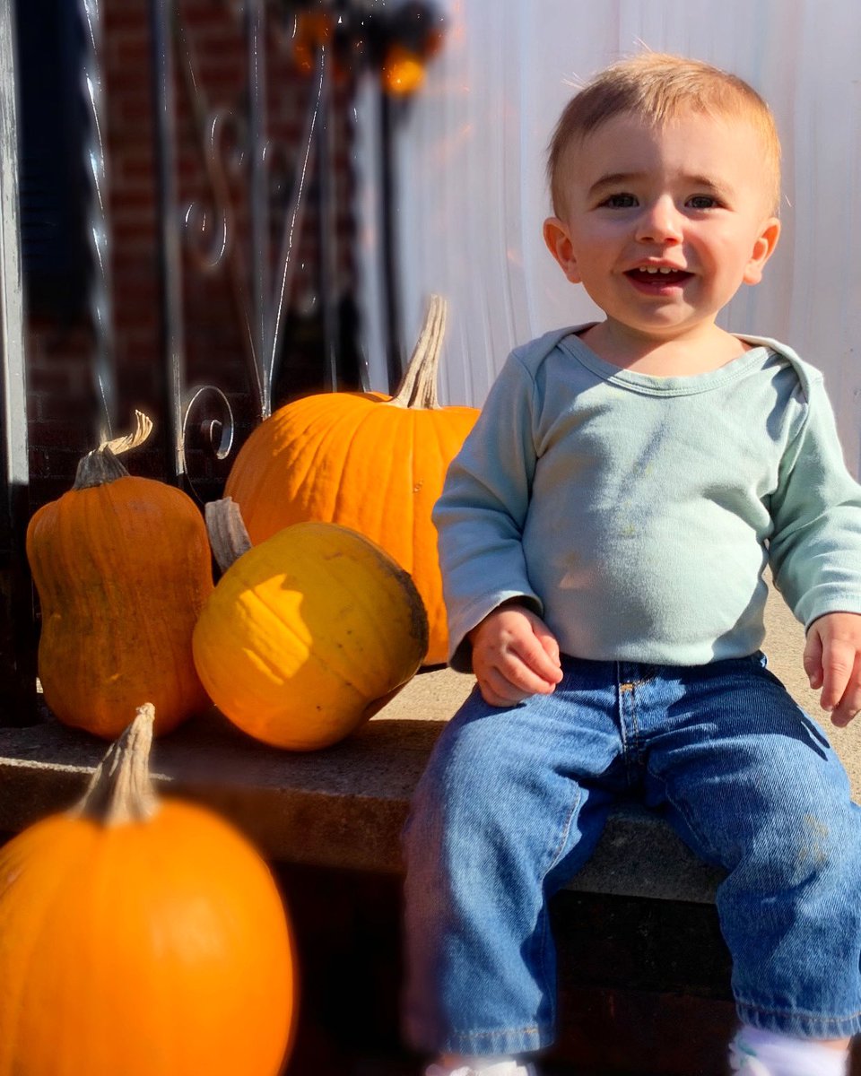 jtesorijr's tweet image. Happy 1st Birthday to my man Charles. Keep growing and making me proud. I love you son . #charles #birthday #gettingbig