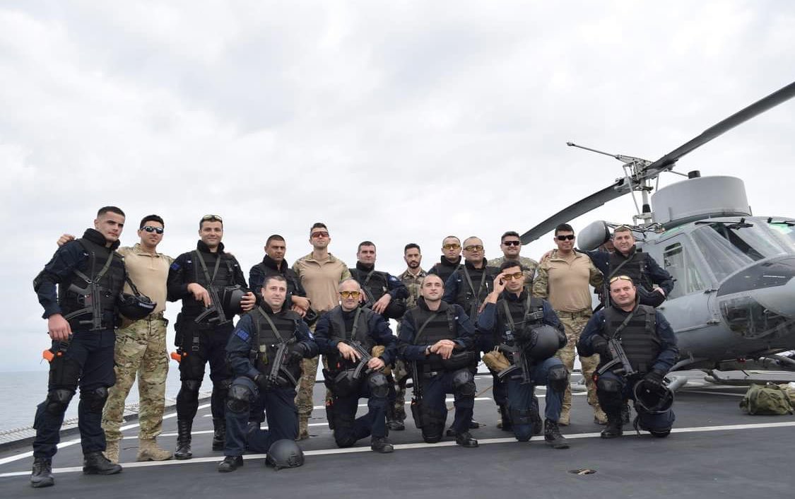 kpapashvili's tweet photo. This week 🇬🇪Coast Guard concluded a large scale #passingexercise (#PASSEX) in #blacksea side by side with 🇮🇹 &amp; 🇹🇷 #navy vessels from Standing #NATO Mine Countermeasures Group 2 . Show of 🇬🇪 commitment to #NATO &amp; #international #security &amp; 🇬🇪
 ⬆️ interoperability w/ Alliance. https://t.co/spnTPqHctz