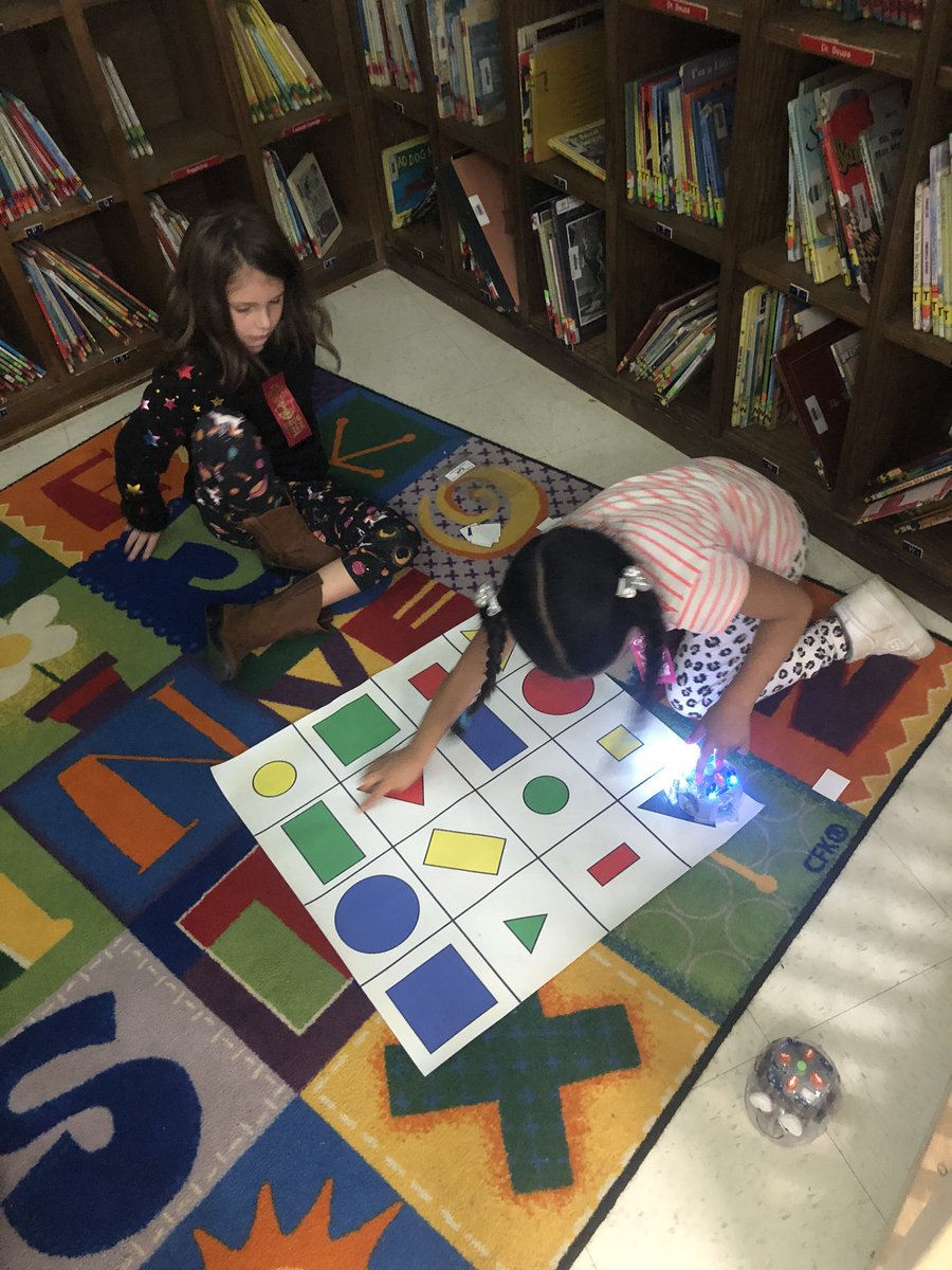 Sarah76150743's tweet photo. Mrs. Lyles and I have been collaborating and planning some co teaching lessons and last week we taught the first one to the students!!! #STEM #AMSTI4ALL #codinglife #Bluebot #digitalliteracy #hourofcode #codehopper #codeapillar @pamliebenberg1 @RMayben9 @sbtmcgee1 @AMSTI_UA_UWA https://t.co/CssjNaYCLT