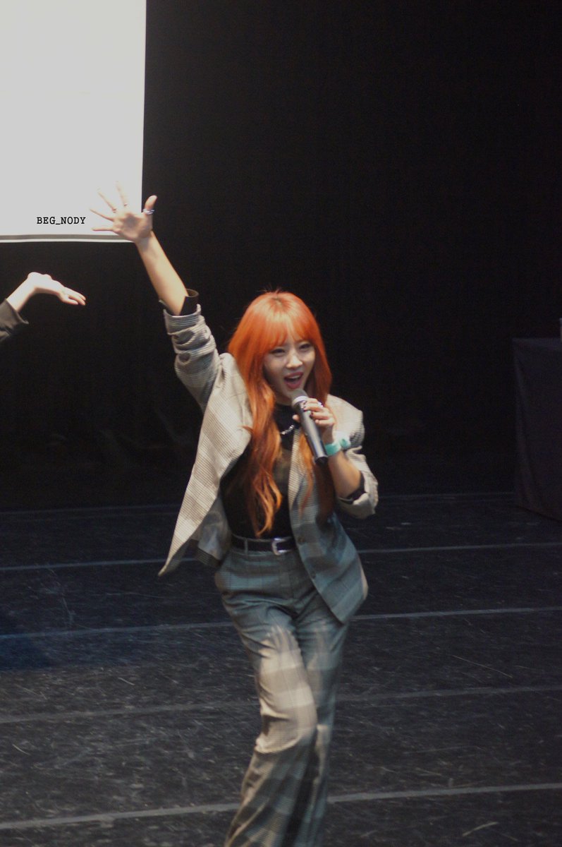 nody_pic's tweet photo. 19.11.02 브라운아이드걸스 Re_vive 팬사인회 나르샤  #브라운아이드걸스 #브아걸 #Re_vive #나르샤 https://t.co/FwOrV9gWID