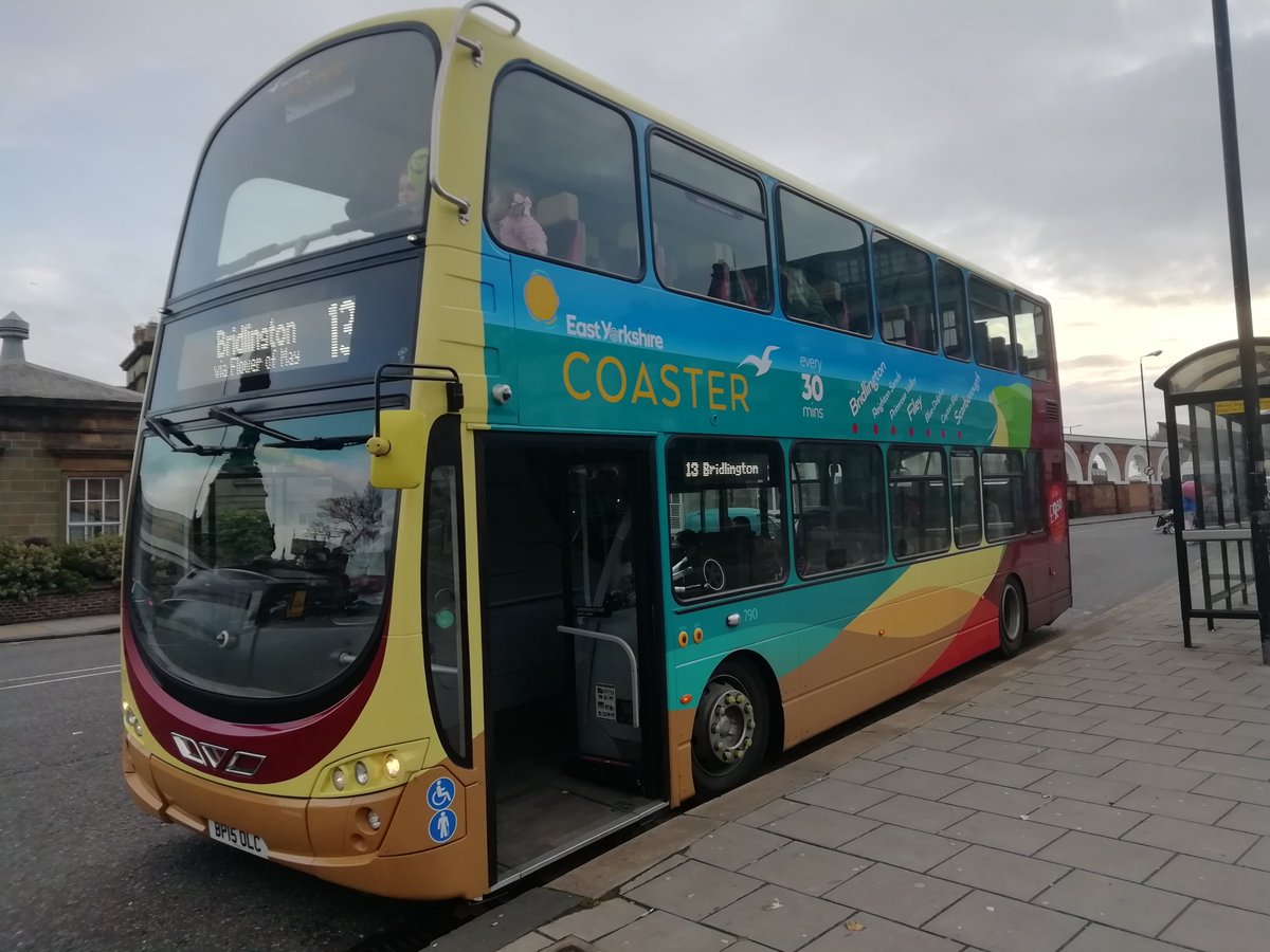 GouldthorpeAlan's tweet photo. Final trip of the season, don't know what it is about the @EYBuses #Coaster13 service I like so much. It may be the views of the wonderful @DiscoverCoast between #Scarborough #Filey and #Bridlington https://t.co/fVMMgKbTIU