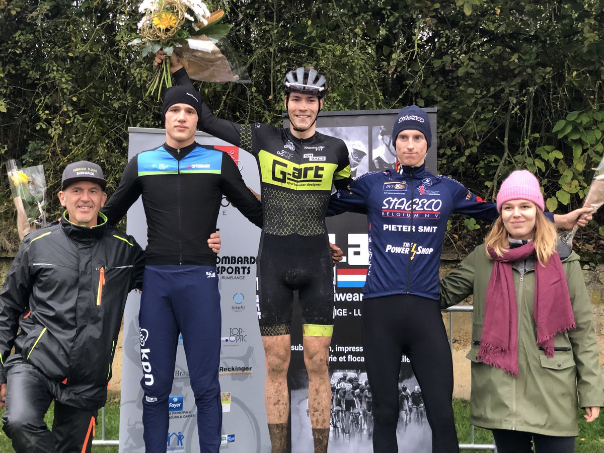 DucalSports's tweet photo. Cyclo-cross Tétange U23
1. Aymeric Barthel
2. Raphaël Kockelmann 
3. @dmeyerj https://t.co/YgRVKqNLbC