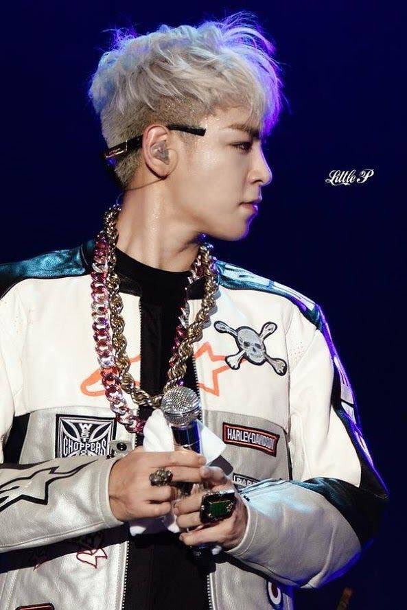 2020_untitled's tweet photo. มีความสุขมากๆนะปู่❤️ #HappyTOPday #BIGBANG #TOP #LOVETOPDAY https://t.co/zg83HqcWGh