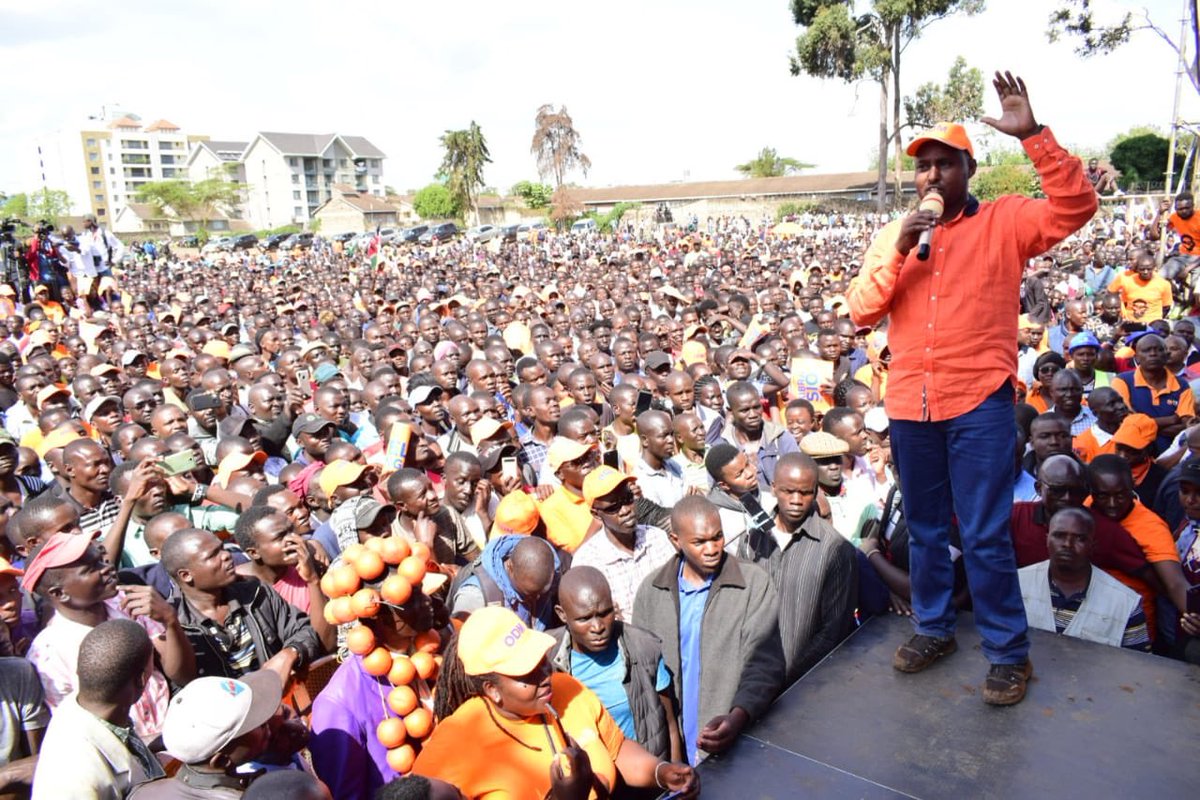 JunetMohamed's tweet photo. I thank all the leaders from across the political divide; many who support us because we have the best candidate on our ticket. They all know Kibra is too important to go to gamblers and conmen! Voting for Hon. Imran Okoth is voting for continued progress! #VoteImran #VoteODM https://t.co/x2erqIhY4r