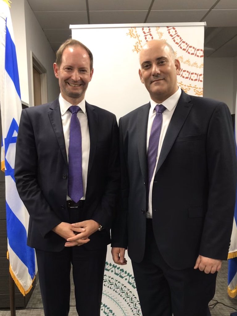 foeniculum's tweet photo. On #MarathonSunday I'd like to express my deep appreciation for Yosi @LeviSfari 🇮🇱and Marcel Jullier🇨🇭who joined me in this #ACABQ race and all who have supported us. #companions #runningstrong🏃🏼‍♂️#UN #TeamUN https://t.co/NvRKUaPIfR