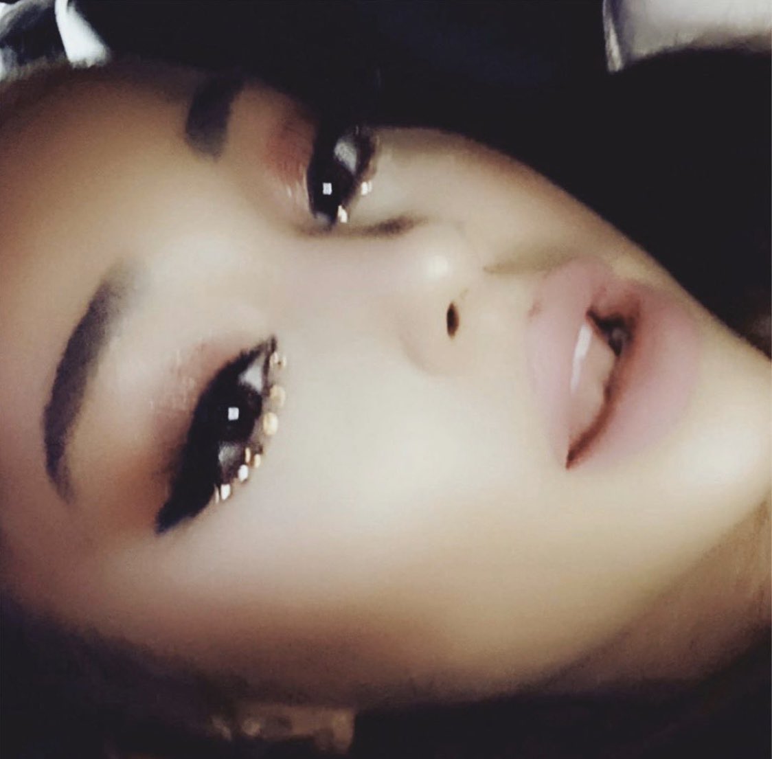 NewsForQAriana's tweet photo. happy #thankyounext day ! https://t.co/aSRjn3zJrp