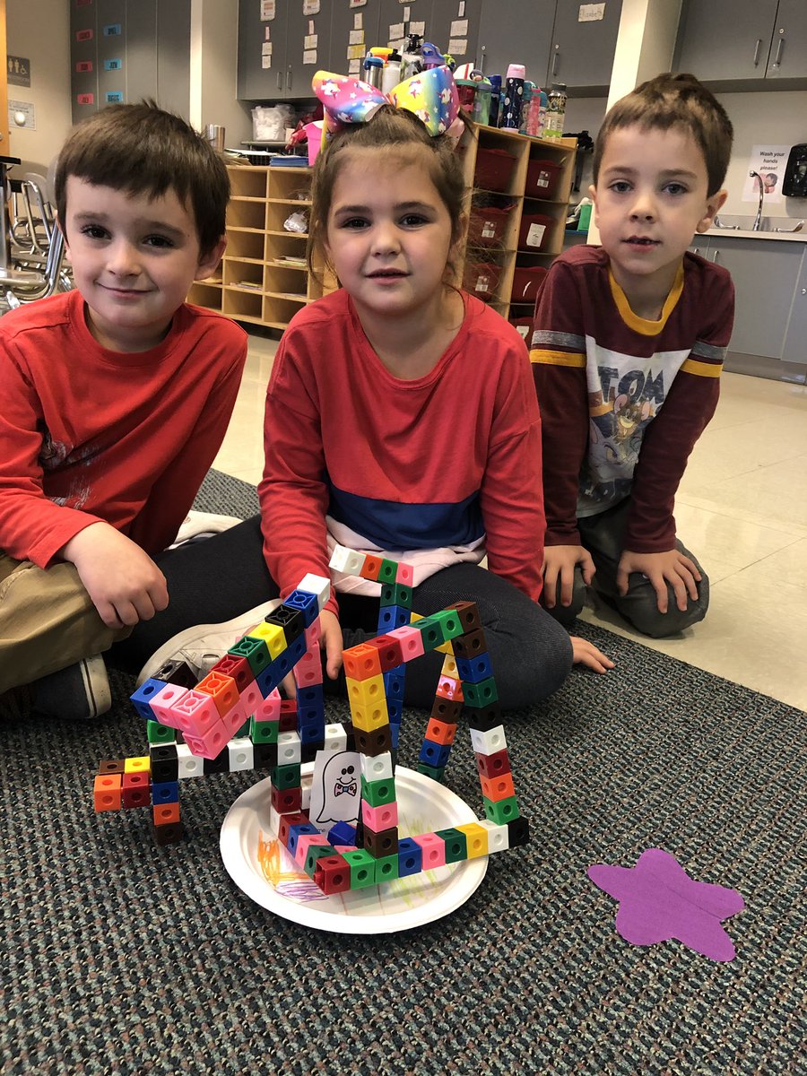 VFKindergarten's tweet photo. Building a haunted house for their ghost! #worktogether #lovebreed #vernfieldkindergarten #stem https://t.co/sgo67MM1fS