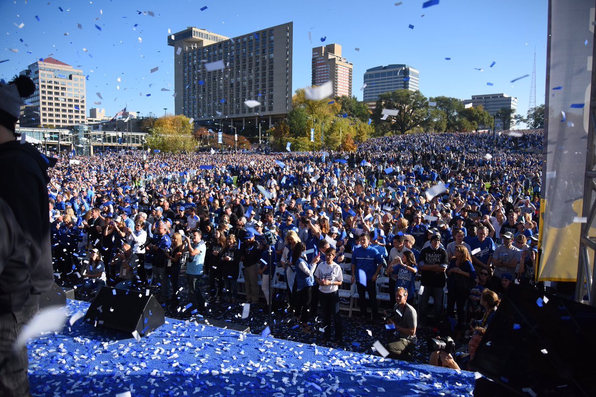 Kansas City Royals on X: #OTD in 2015 Parade day for the World Series  champions. 🥳 #AlwaysRoyal  / X