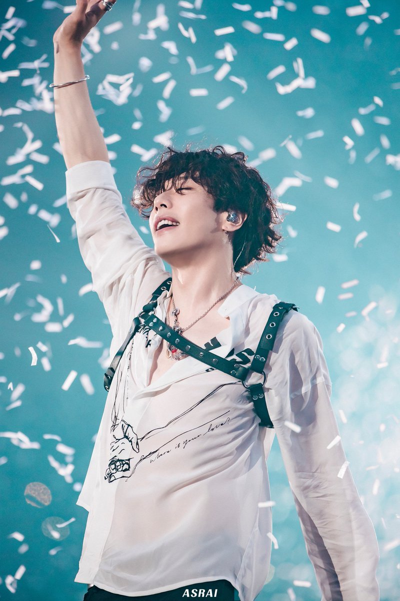 LOVERS_morakyo's tweet photo. #대장나무의_20주년을_축하합니다
#Happy_20th_anniversary https://t.co/Nh0jsV1arD