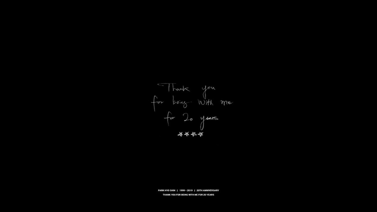 silva_kyoshin's tweet photo. 나의 러버스 , 나의 대장 20주년을 축하합니다. 축하 받아야 할 사람은 나의 별인데 되려 나무들에게 더 큰 선물을 주는 것 같아 너무 행복하고 늘 곁에서 봐라봐주고 지켜줘서 사랑합니다❤️🌳
#대장의_20주년을_축하합니다 
#happy_20th_anniversary #LOVERS
#PARKHYOSHIN #LOOKINGATYOU https://t.co/qG0TzlySp4
