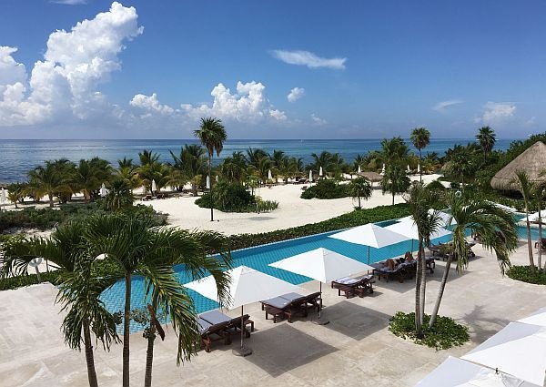 Luxury Latin America tweet media
