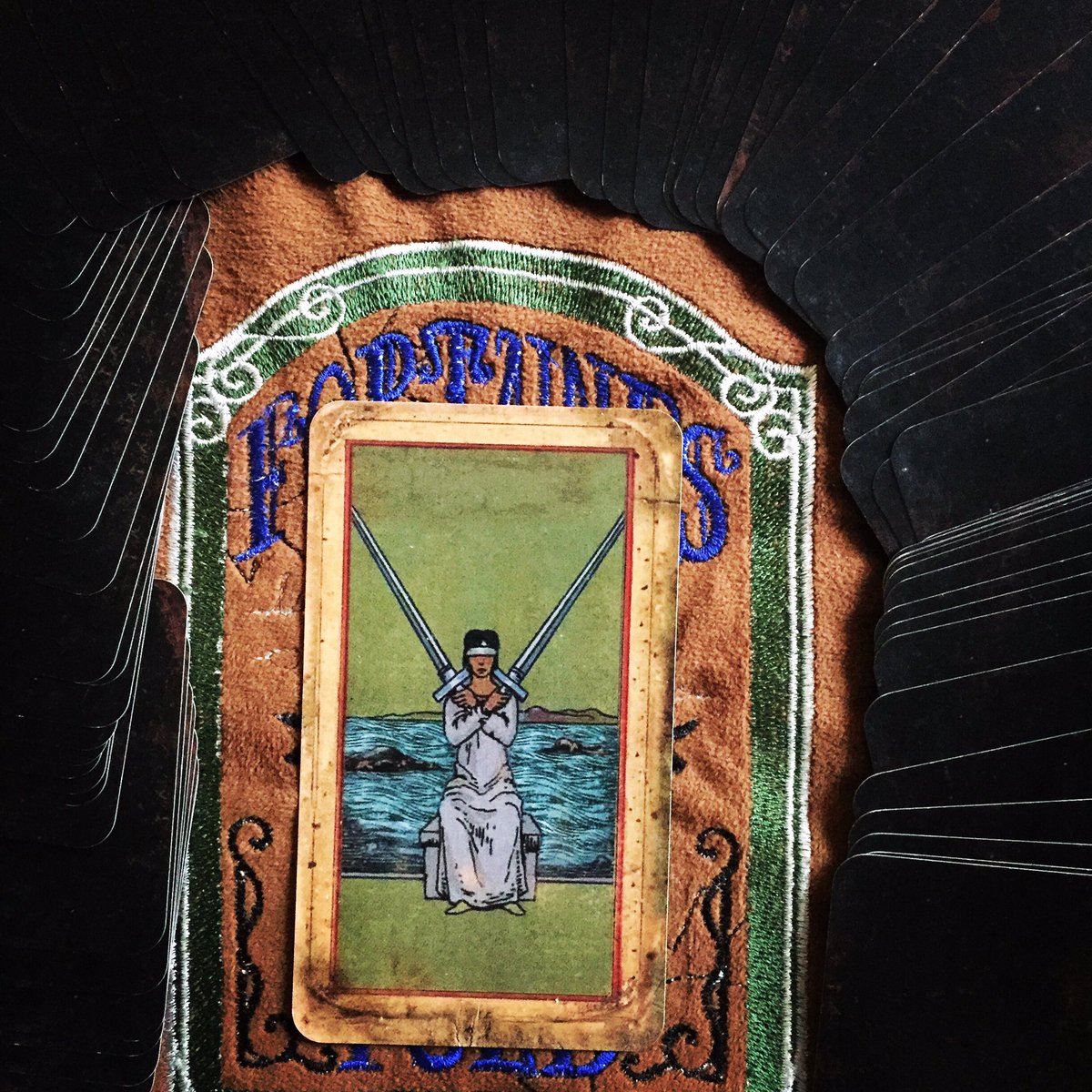 Tarotonics's tweet photo. COTD:  2 of Swords

It’s sometimes better to do nothing than to do the wrong thing. Today, it would be prudent to abstain from action when you can’t seem to make up your mind or you don’t have all the information you need... Full description https://t.co/3gh8viSQLw https://t.co/MaJDQCfibn