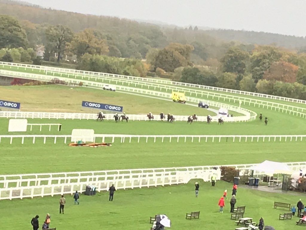 Girbau_UK's tweet photo. Cheers to @megevents for hosting a spectacular #sponsors day at Ascot yesterday! Roll on #cleanex2020 the biggest event in #laundry!👌 https://t.co/lMN8X7Ypx0