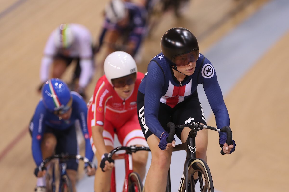 🥇GOLD for <a href="/ValenteJennifer/">Jennifer Valente</a> 🇺🇸 in the Women’s Omnium. 

Was it ever in doubt?  1st, 1st, 3rd and a controlled Points race to secure the win. 👏 

🥈 <a href="/LetyPaternoster/">Letizia Paternoster</a> 🇮🇹 
🥉 <a href="/LauraKenny31/">Dame Laura Kenny</a> 🇬🇧 

#TissotUCITrackWC