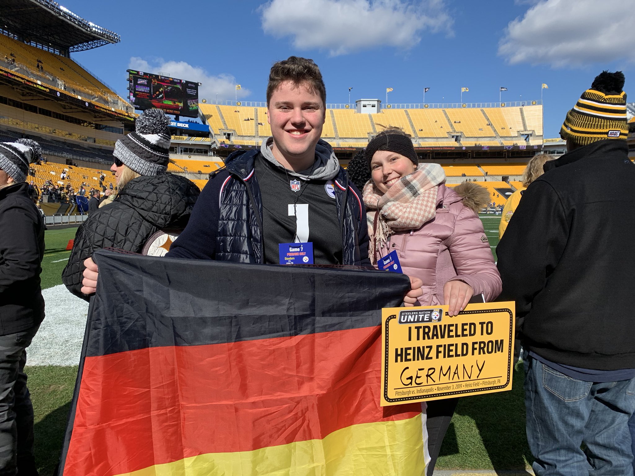 SteelersNationUnite on Twitter: "These fans traveled all the way from from  Germany to watch our game against the Colts! 🇩🇪 #HereWeGo  <a href=