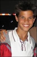XLucaCasperXx's tweet photo. Mom do you remember these photos @kaitlynB_rp https://t.co/tER5sxzEds