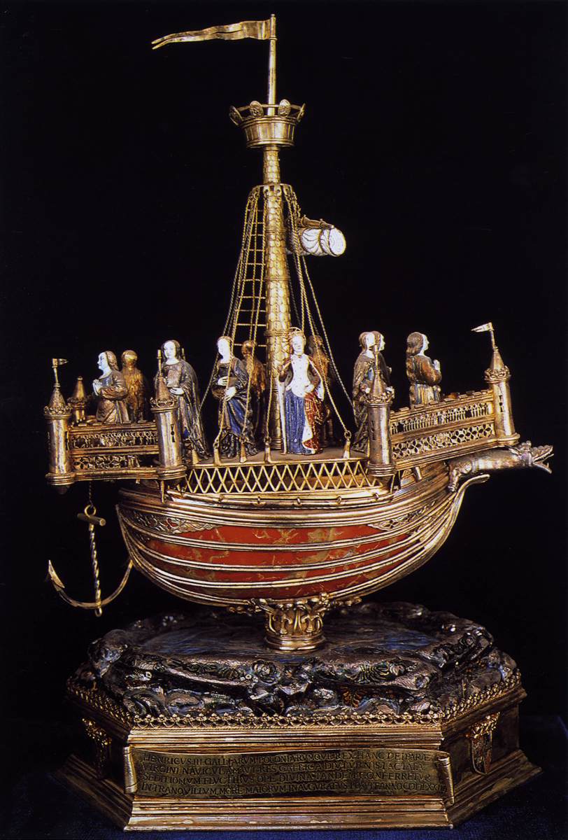 Flanerie_art's tweet image. Une nef de table était une pièce d'orfèvrerie en forme de navire qui trônait sur la table d'honneur d'un banquet. Sa coque est un coffre. 
Elle s'ouvrait au moyen d’une clé et permettait de ranger les couverts d'un prince ou d'un aristocrate afin d'éviter un empoisonnement.