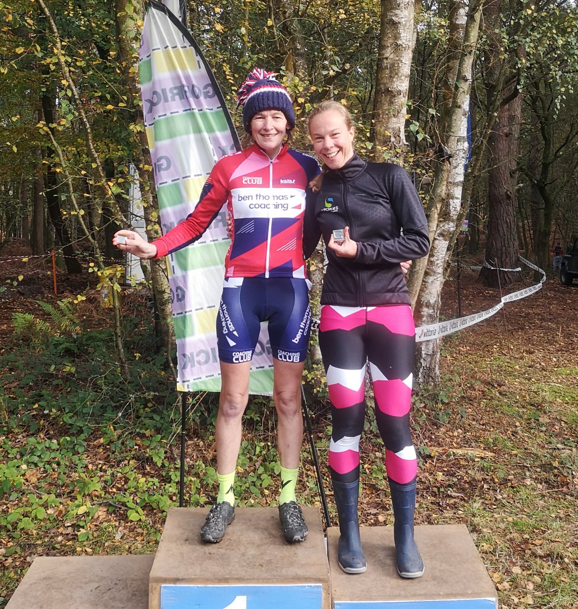 ruth_bikes's tweet photo. Winner #Sport @Gorrick (loser to the best leggings ever) on a super fun course. Should've done the extra lap. Bike was amazing 👌👍 Thanks all  #simplonbikes @benthomas88 https://t.co/qcP77I6JGi