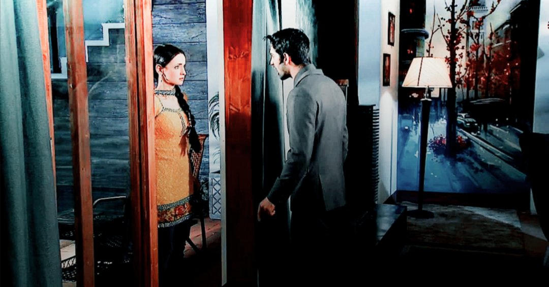 A : "Tumhe kya lgta hai tumhare hone ya na hone se mujhe koi fark pdta hai? You don't even Exist for me..Do you understand?"And that hurt on her face  #BarunSobti  #SanayaIrani  #IPKKND  #Arshi