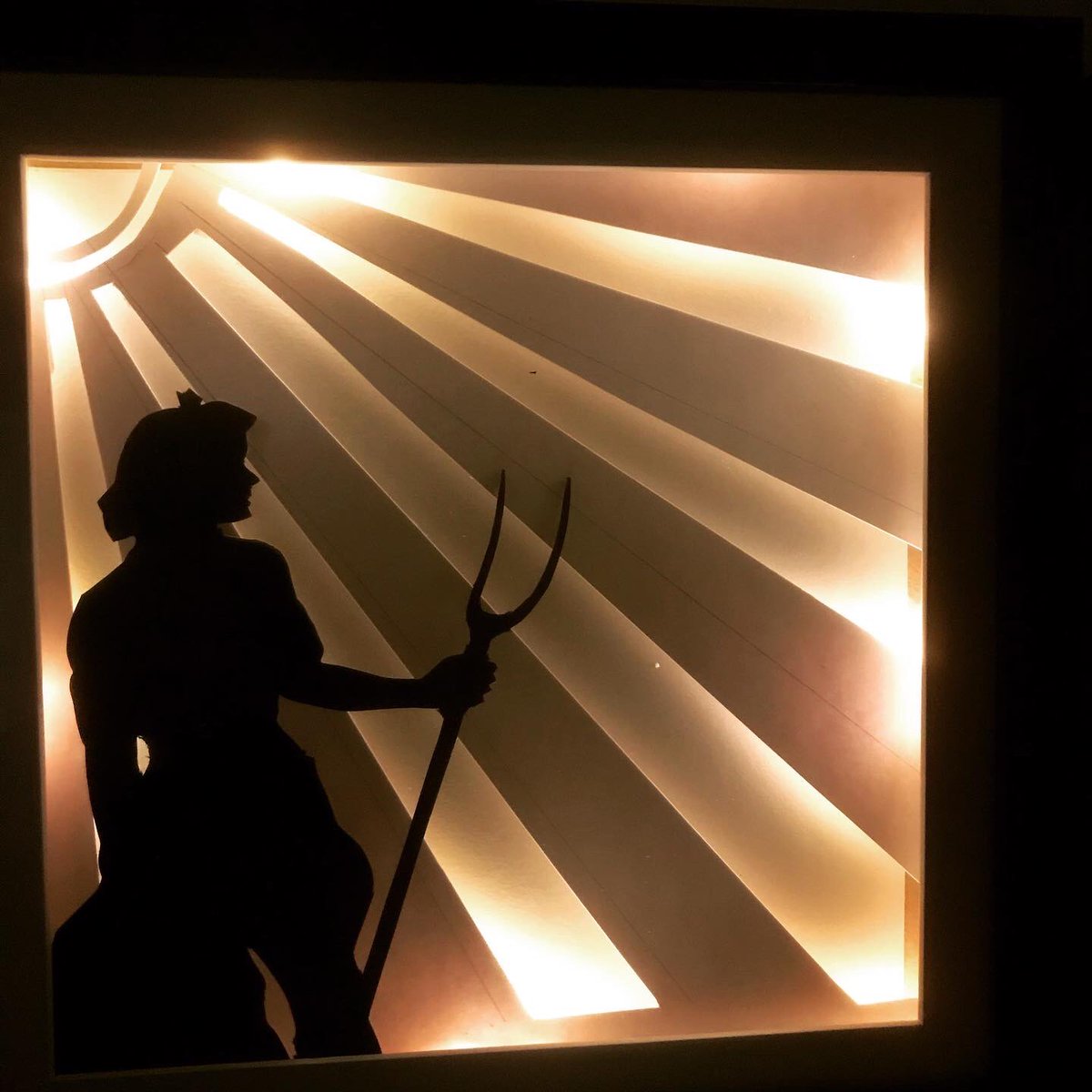 eyecatchingart's tweet image. Shadow box workshop @EghamMuseum  on Friday was great fun. Check out the amazing work made!