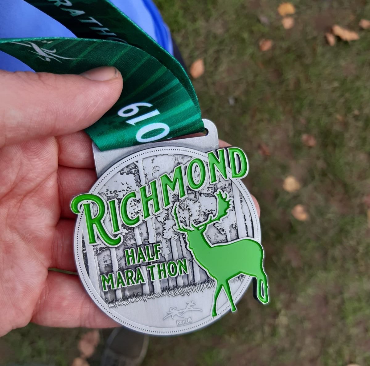 nineviaene's tweet photo. This π #running hero completed a π₯ #halfmarathon π₯for #miles4GlobalGoalsSchools!! πππ
Such an AMAZING achievement!! Congratulations @fordee_c ! π
Did you also notice Ciara's homemade shirt --> πππ
#hero #richmond #richmondhalfmarathon #GlobalGoalsSchools #TAG4Good https://t.co/6aYx8UPqMg