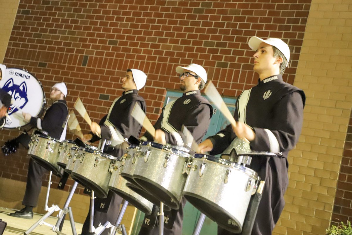 UConnDrumline's tweet image. Warming up for our exhibition at #NESBA Championships!

#SetItUp
