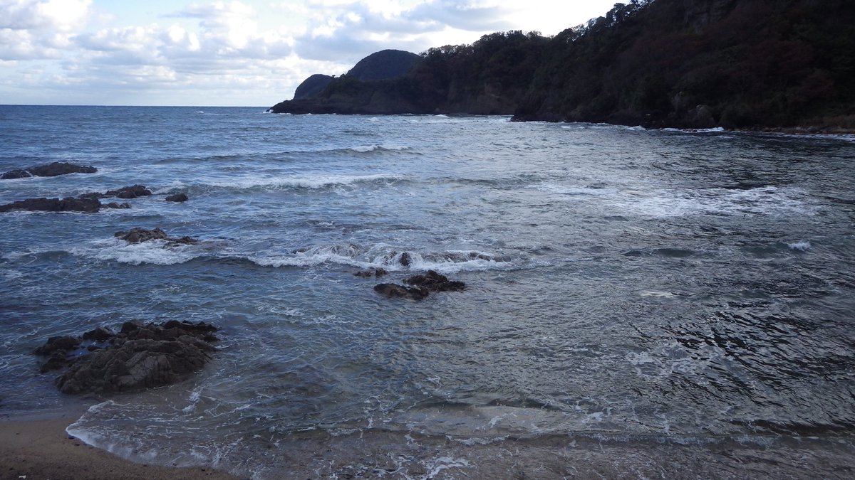 竹野スノーケルセンター 11月4日 月 気温 16 0 水温 19 0 波高 2 0m 天候 晴れ 昨日とは打って変わって荒々しい大浦湾です 昨日は 釣り船も磯釣りも見られましたが 今日はありません 竹野ブルー 大浦湾 スノーケルセンター 竹野スノーケルセンター 11月4日 月 気温 16 0 水温 19 0 波高 2 0m 天候 晴れ 昨日とは打って変わって荒々しい大浦湾です 昨日は 釣り船も磯釣りも見られましたが 今日はありません 竹野ブルー 大浦湾 スノーケルセンター
