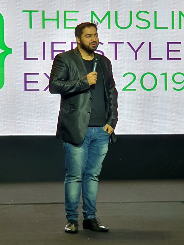 BBCLancashire's tweet photo. Up next we hear from award winning actor and comedian @AatifNawaz who was in the region for the @asianmediaaward and the @MLExpo Expo and was performing at @frogandbucket - he talks about starting out in the business and his rise to success. https://t.co/tuGLAoBCYH