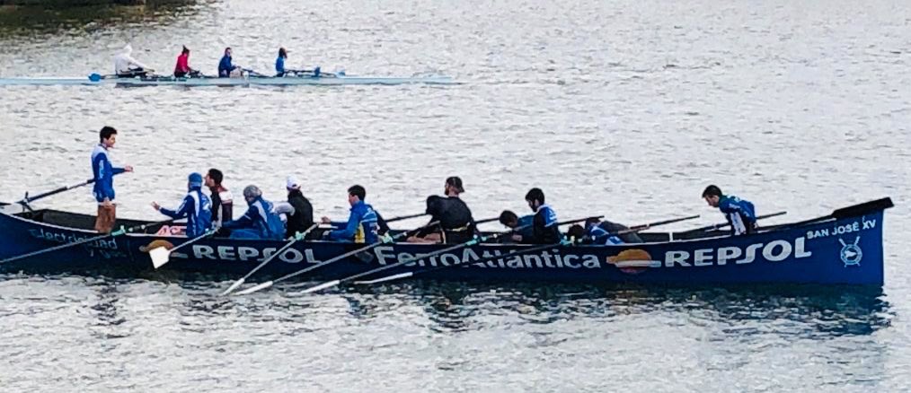 Primer entrenamiento de la San José. #RemandoJuntos #AúpaAstillero facebook.com/27911599559280…