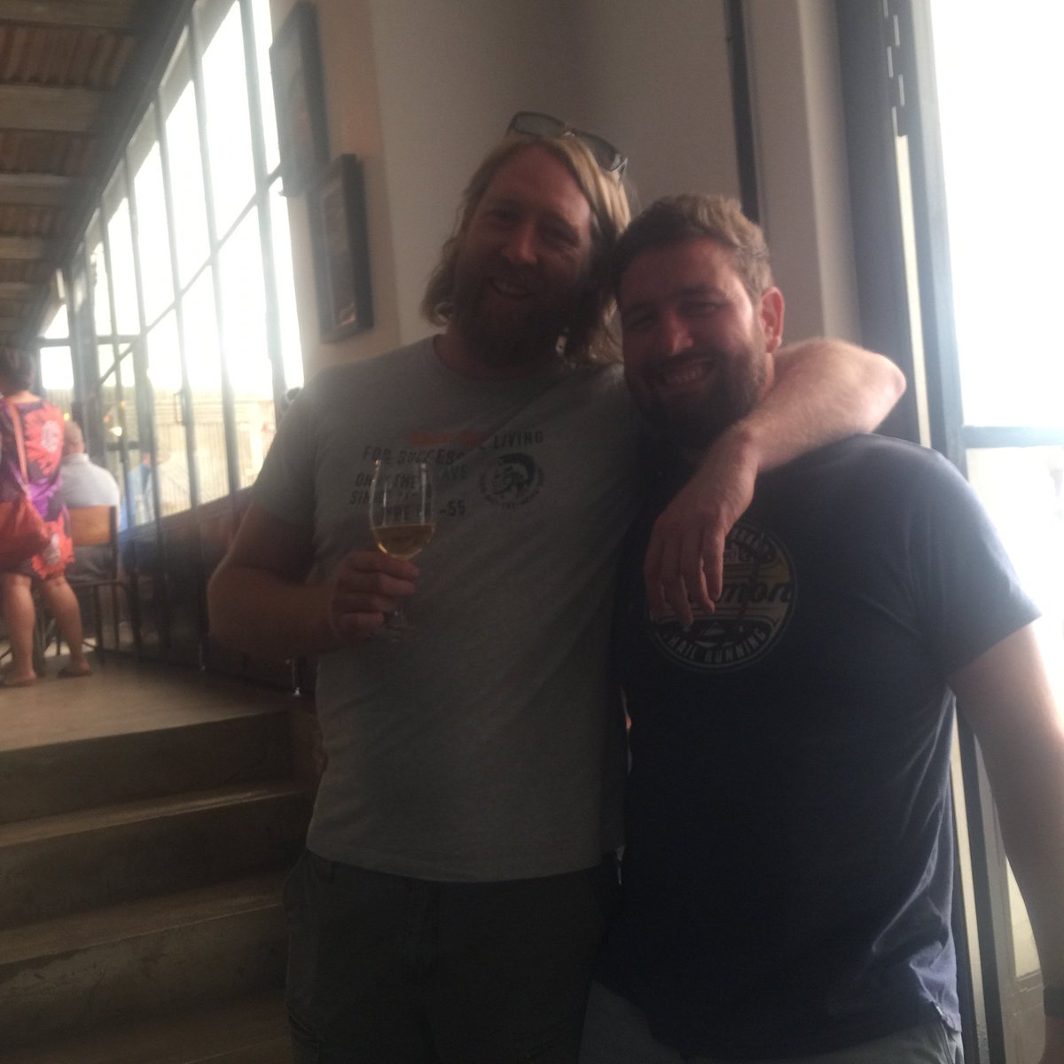 These two boys know a thing or two about making great wines. Enjoyed meeting up with ye &amp; tasting at ⁦<a href="/billandco_s/">billandco.swartland</a>⁩  #RallWines <a href="/david/">David Noël 🇪🇺</a>&amp;Nadia ⁦<a href="/SwartlandSIP/">SwartlandIndependent</a>⁩ ⁦