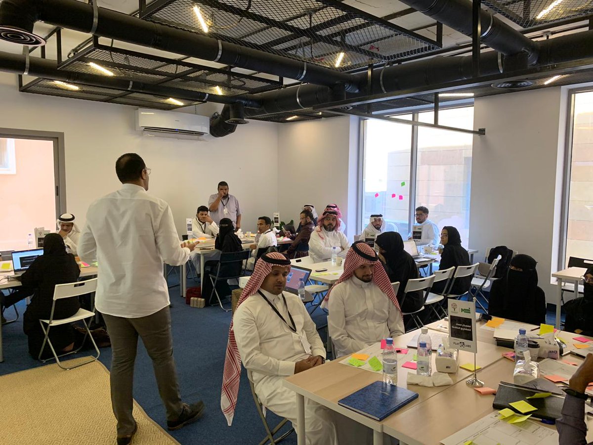 MiskEntrep's tweet photo. جيل من المفكرين وصانعي التغيير من المبدعين؛ تجارب ثريّة وأفكار ابتكارية في معسكر مسك للمشاريع الناشئة بِـ #جدة
#MiskBootcamps
@sea_ventures1
@Flat6LabsSaudi
@cityhub_sa https://t.co/TTQ23dUZVI