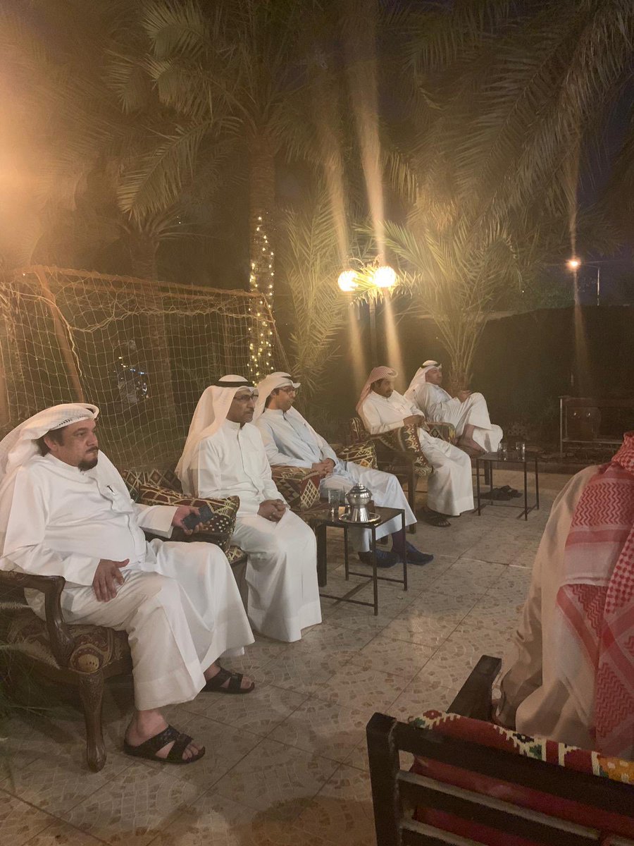 Kuwaiteis's tweet photo. حضور #ديوان_الوحدة_الوطنية #ديوان_المعطش الليلة بمناسبة العشاء المقام على سلامة باسل الزمانان
ألف سلامة عليك يابو محمد 🌺
@BaSeLALAGMY 
@hussainalqabas
@bahman89 
@alsi3eed 
@NaderAlMansour
@AlWawanPress https://t.co/pNLDnFLLUu
