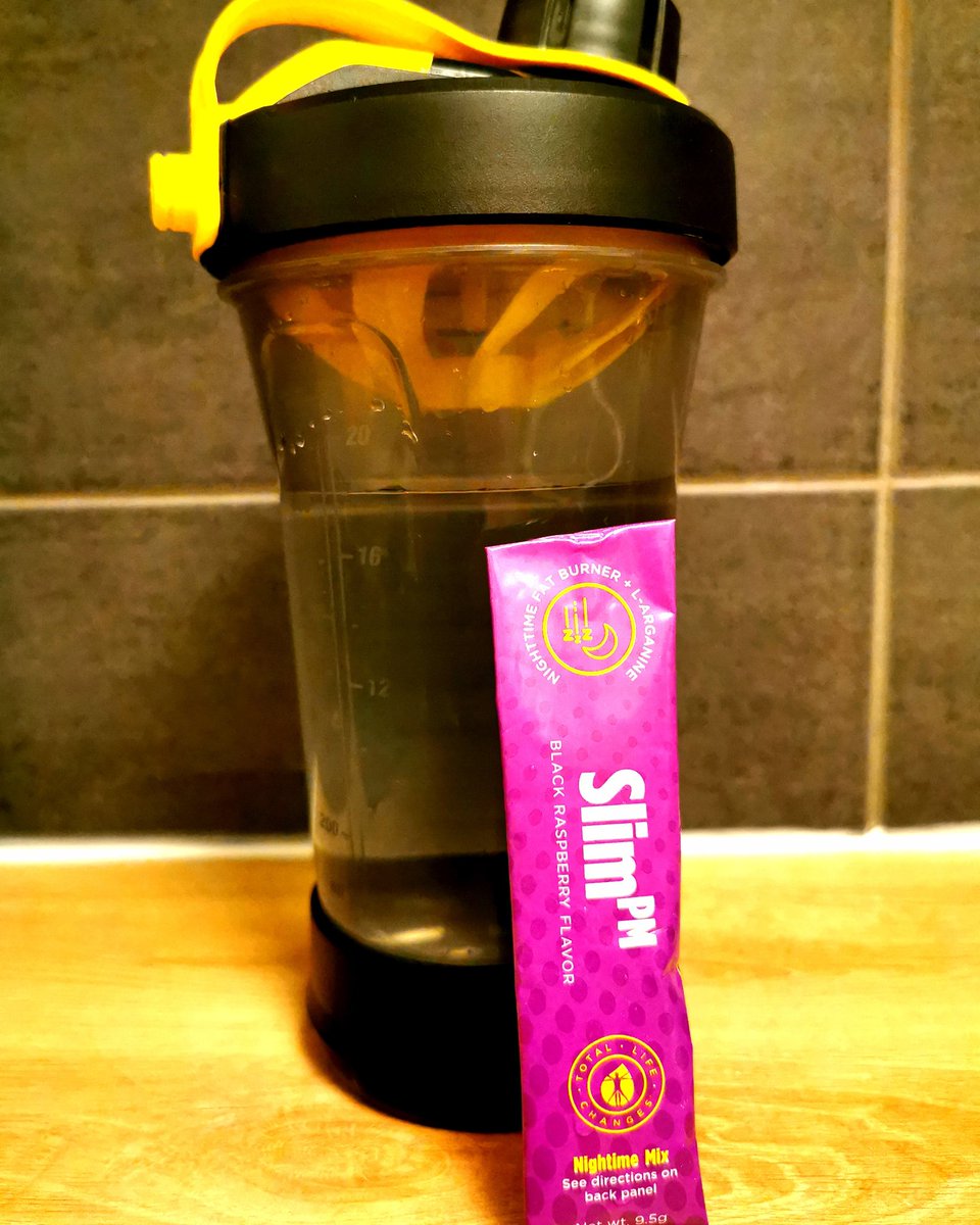 AzadOff28's tweet photo. Ce soir on test le #slimpm de chez #tlchq. 

@TLCHQ #iasotea https://t.co/WSY8MwBHvF