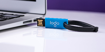 TNTDesigns's tweet photo. “The best marketing doesn’t feel like marketing.”  

Whatever you want. However you want. 
We can make your brand stand-out.

#merchandise #branding #SolutionFocus https://t.co/imHKeMicLY