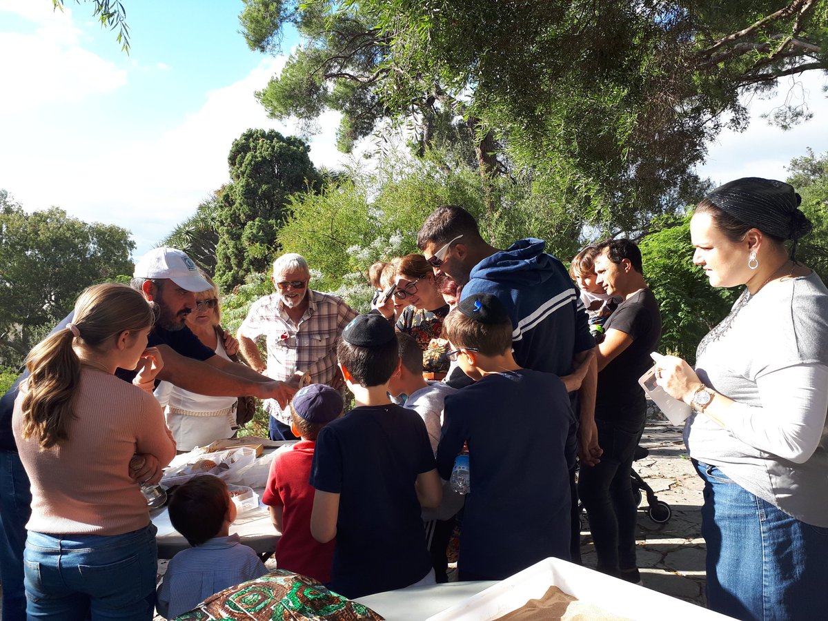 Our #MedOceanHeroes thoroughly enjoyed being at the @AwcpPark Open Day. Stalls galore catered for all ages. A brilliantly organised fun day which we feel honoured to have formed part of. A huge thanks for coming to visit us! #Sustainability #HabitsForHabitats #CommunityWork