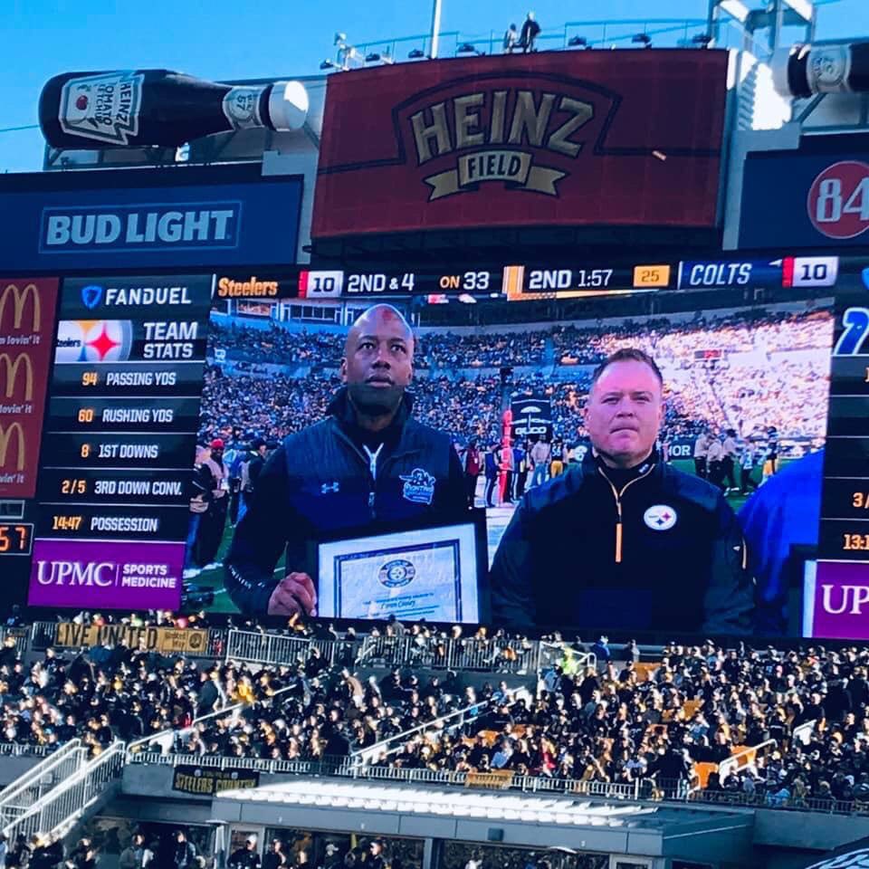 Congrats to Coach Cooley on being recognized down at Heinz for Coach of the week during the regular season. 

This recognition is well deserved 

Congrats Coach Cooley!

#AllinforBaldwin