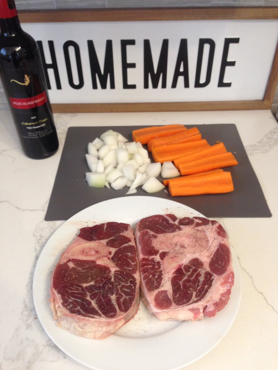 jay_eatz's tweet image. This is about to happen #beefshank #loveCDNbeef