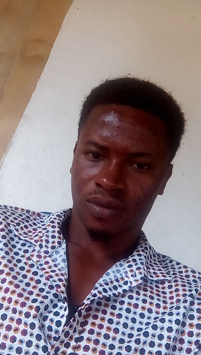 SpencyItz's tweet photo. There is no market for YOUR EMOTIONS, so never advertise your FEELINGS just display YOUR ATTITUDE.,. https://t.co/R4z4QEoSXJ