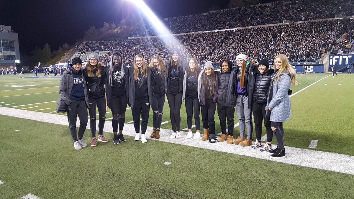 KinleyFalslev's tweet photo. Had the best time this weekend and I cannot wait to be an aggie! So grateful for this opportunity and for the coaches and players #futureaggie #USU @USUWBasketball https://t.co/ATubGU0KUZ