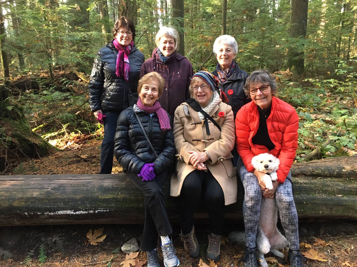 templesholomsis's tweet photo. We had a wonderful walk in the woods today. Lovely crisp morning.  If you would like to join the Sisterhood Walk Group email us at sisterhood@templesholom.ca. Want to start one in your area? Let us know! https://t.co/ZXFRflKhaT