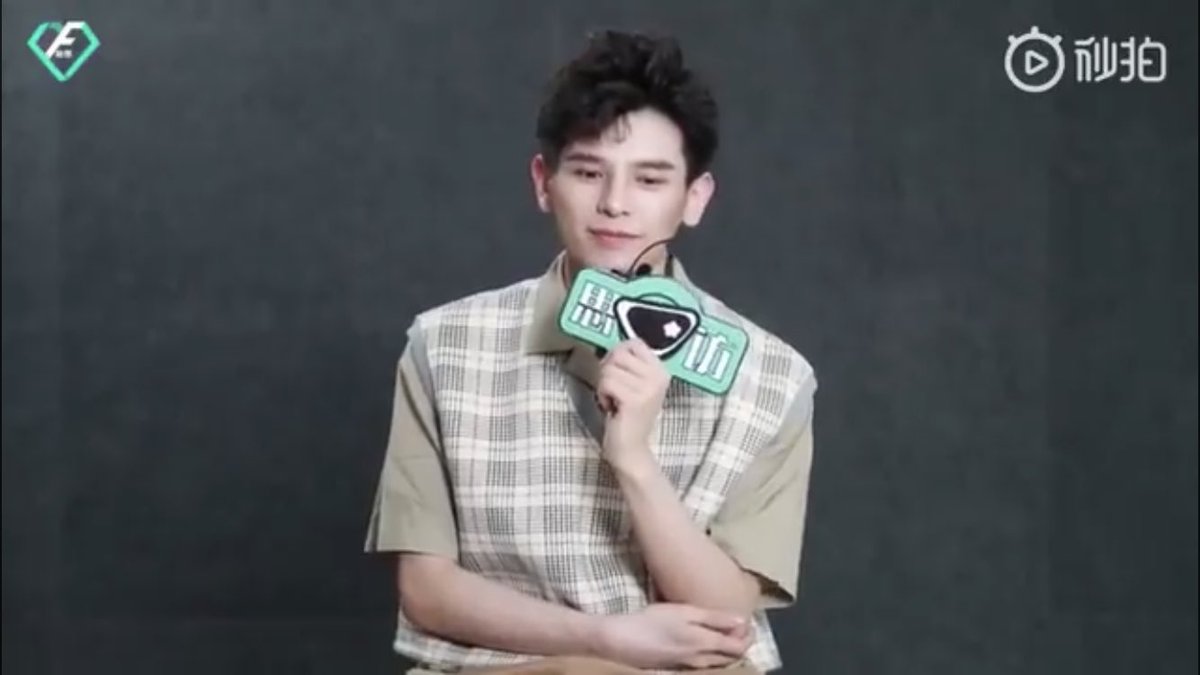 yaochi: i feel that losing weight isn’t something one must do if u think losing weight is a good thing & makes u more confident, u can do it if u think u’re already awesome, u don’t have to follow others u gotta think if u really wanna lose weight health is more important