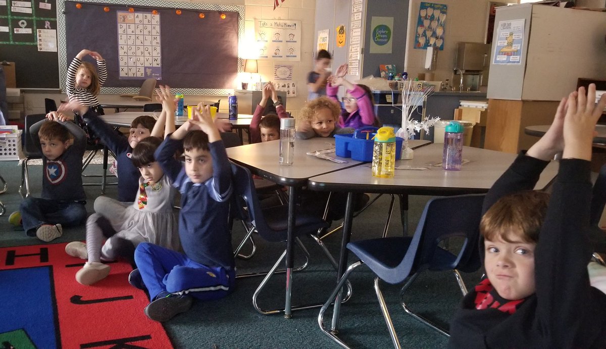 Ms. Z's Busy Bees practicing some morning mindfulness with our "rainbow breaths" from GoNoodle😊🌈 <a href="/HWE_Hawks/">Hickory Woods Elem</a> <a href="/WalledLkSchools/">Walled Lake Schools</a>