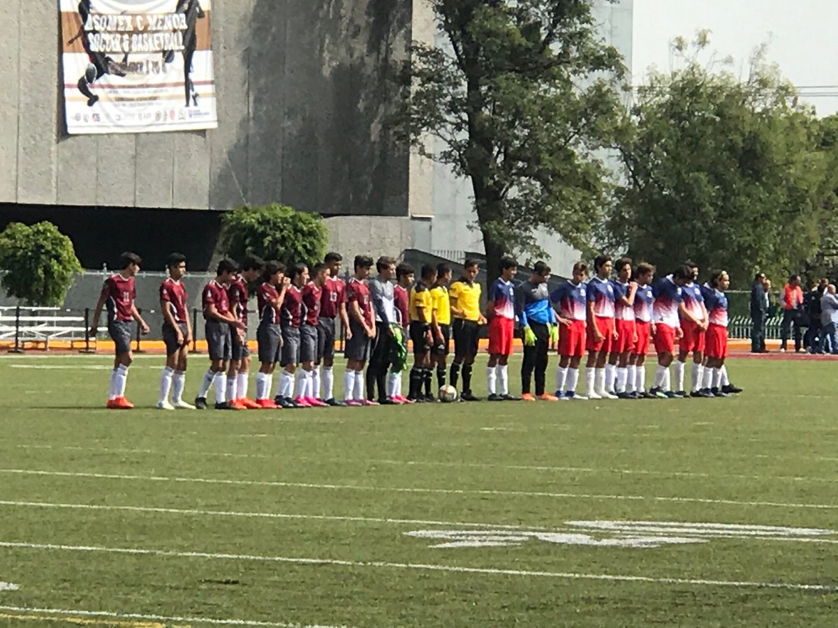 MrsPNewell's tweet image. #ASDurango #ASDHawks ⚽️ Soccer time!