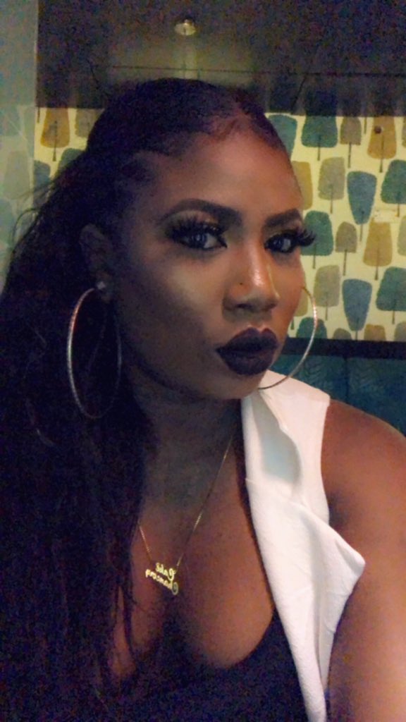 TheCakeChancery's tweet image. I maintain same energy in and out of my bakery, I slay both ways perfectly ...
Fine wine 🍷, fine cake 🥰🥰🥰