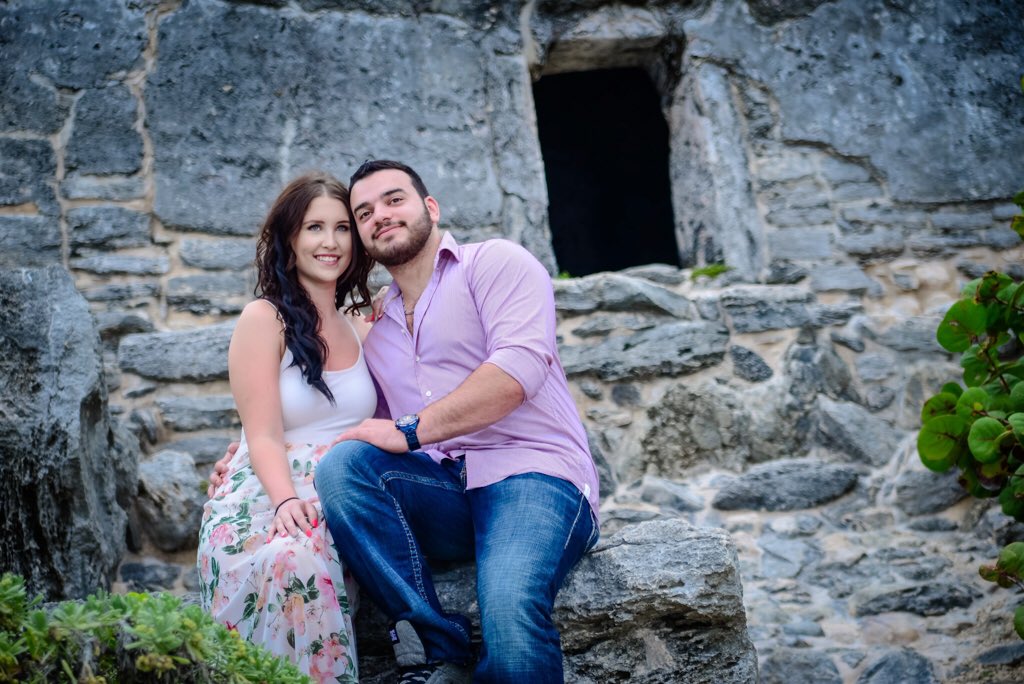 AlenkaPhoto's tweet photo. Celebrating love in Mayan temples @RivieraMaya @TulumTulum #cancunphotographer #playadelcarmen #photoshoot https://t.co/xq47ADth4R